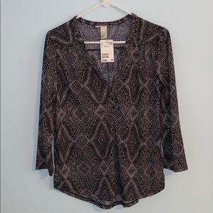 Black and white blouse 3/4 sleeve